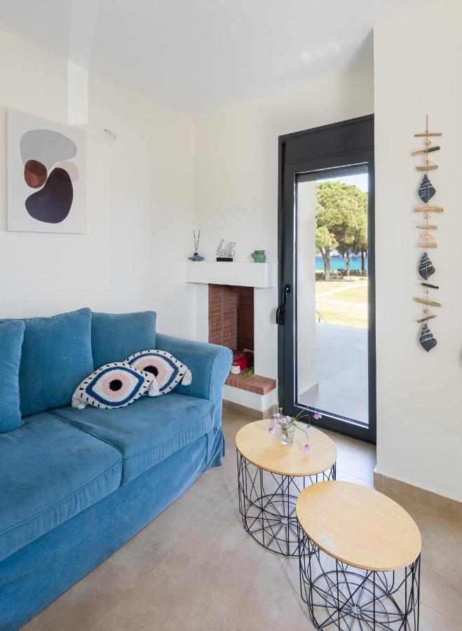 #Flh - Amalthia & Αthena Beachfront Houses In Pefkohori Екстериор снимка