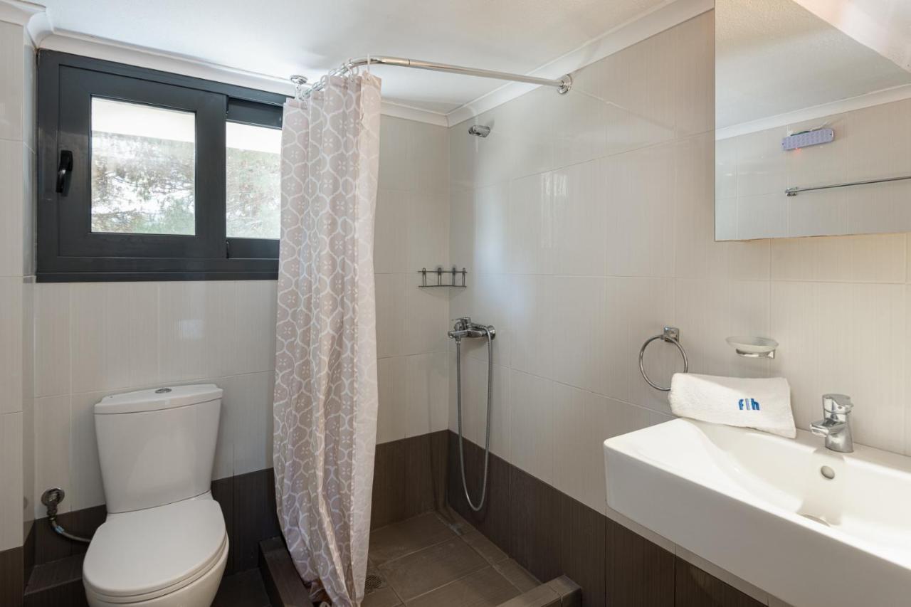 #Flh - Amalthia & Αthena Beachfront Houses In Pefkohori Екстериор снимка