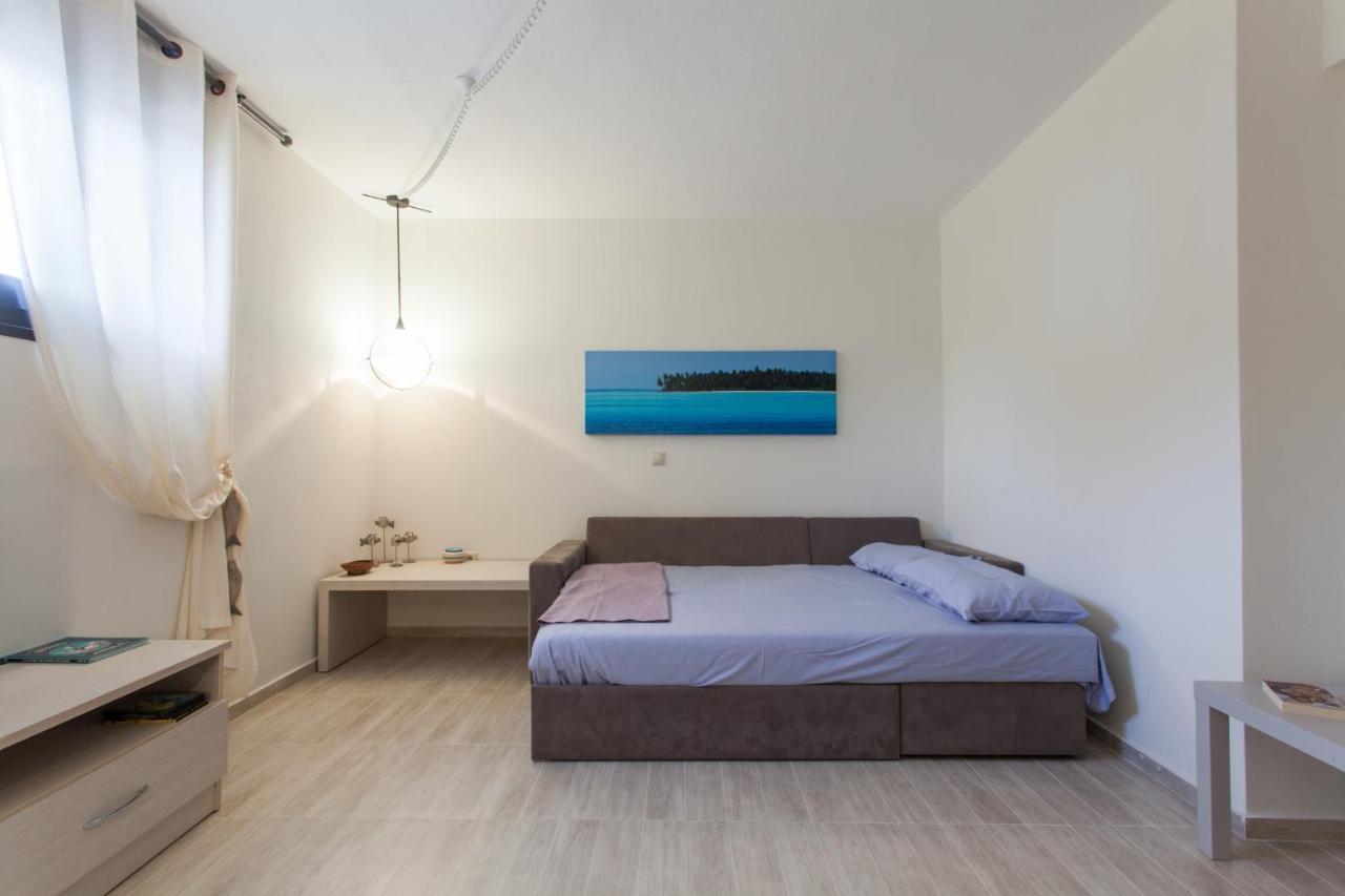 #Flh - Amalthia & Αthena Beachfront Houses In Pefkohori Екстериор снимка